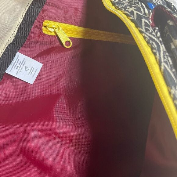 Kava Sling back Rope Backpack Batik Black White Print. - Picture 9 of 10